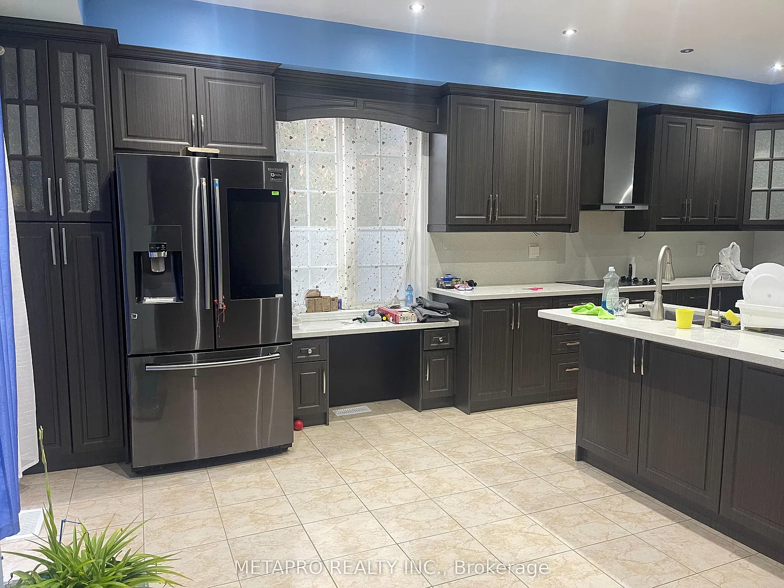 6 bed, $3,550 — Photo 3
