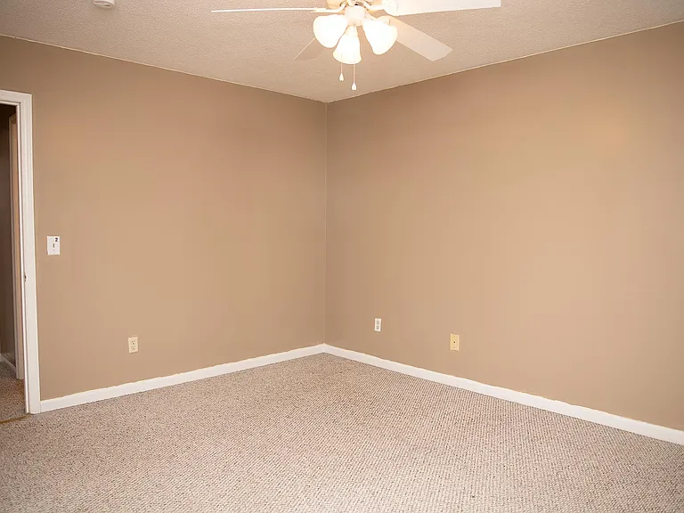 747 Sheridan Pl #40 — Photo 14