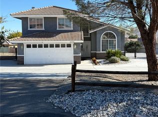 26795 Stirrup Ln, Helendale, CA 92342