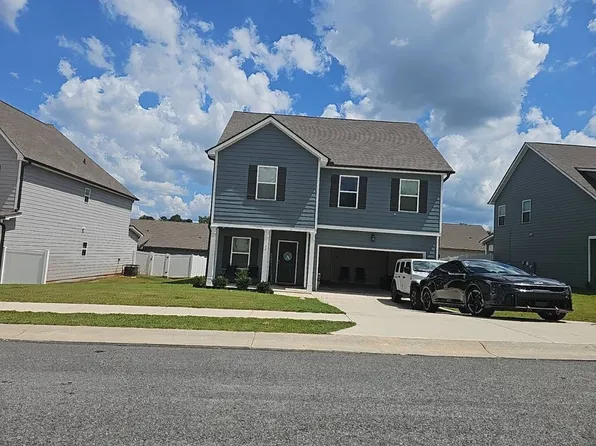 321 Bertha Honey Stewart Dr, Jackson, GA 30233