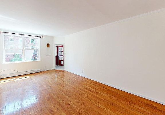 5th image of 6619 Burns St #2