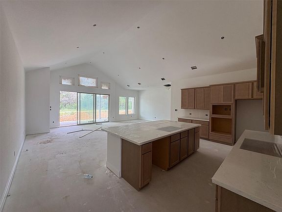 3rd image of 1808 Scenic Heights Ln
