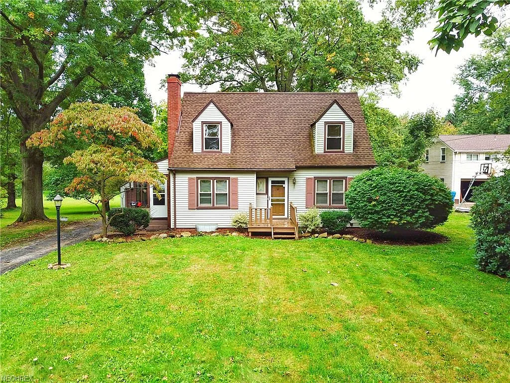 5005 Simon Rd photo 1