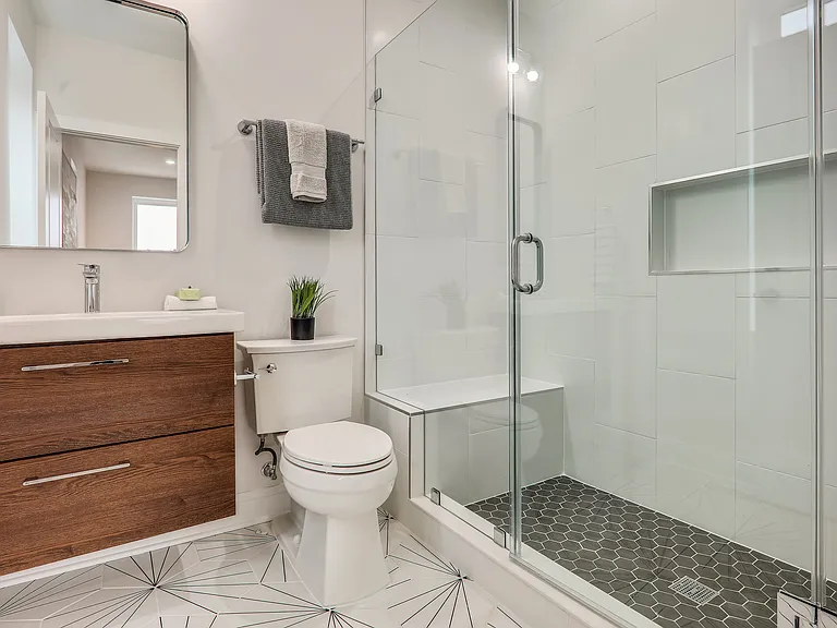 1600 Trinidad Ave NE #A — Photo 18
