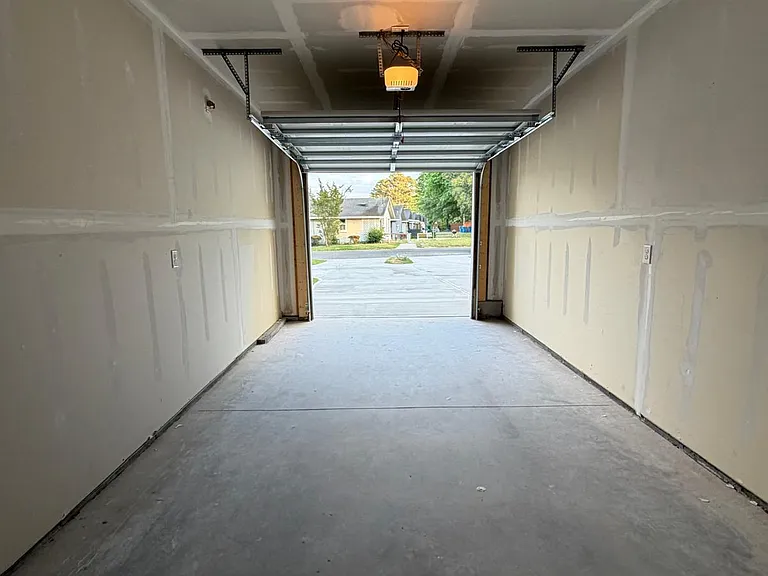 211 Jackson St #211 — Photo 8