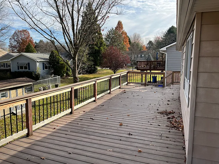 3435 Edenbridge Rd — Photo 3