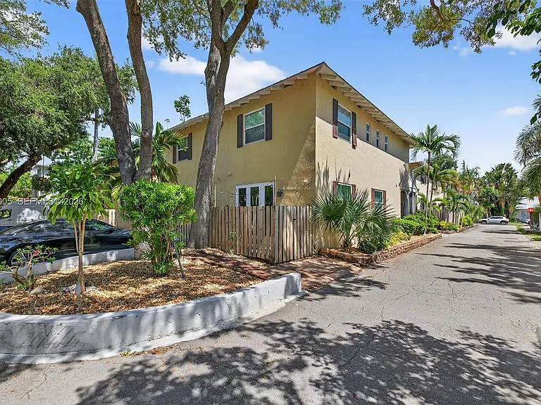 1214 W Las Olas Blvd — Photo 55