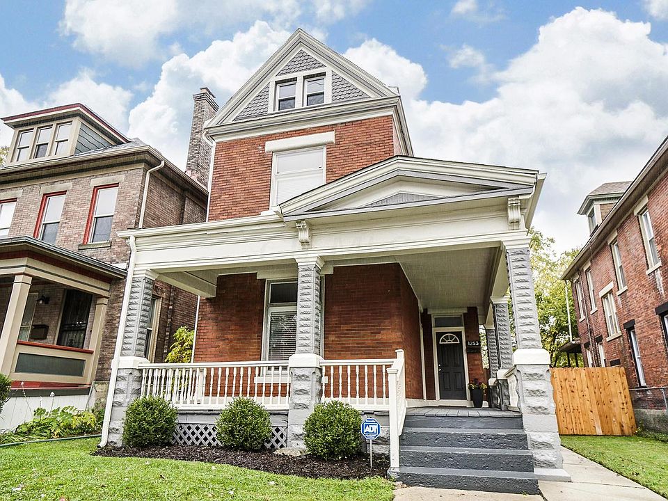 1st image of 1253 E Long St