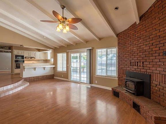 4th image of 35412 John Albert Dr