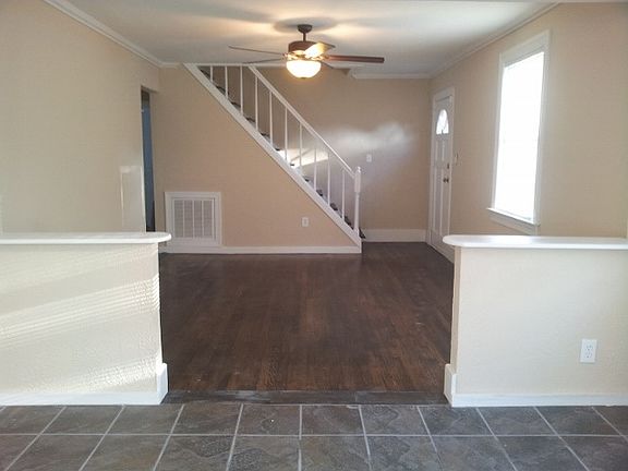 Dining room/living room