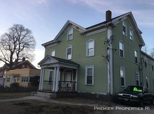 54 Hamlet Ave APT 3, Woonsocket, RI 02895