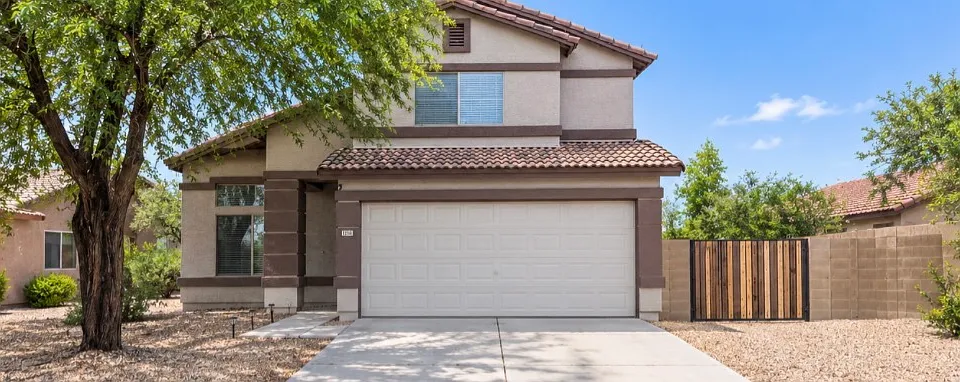 1356 E 9th Pl