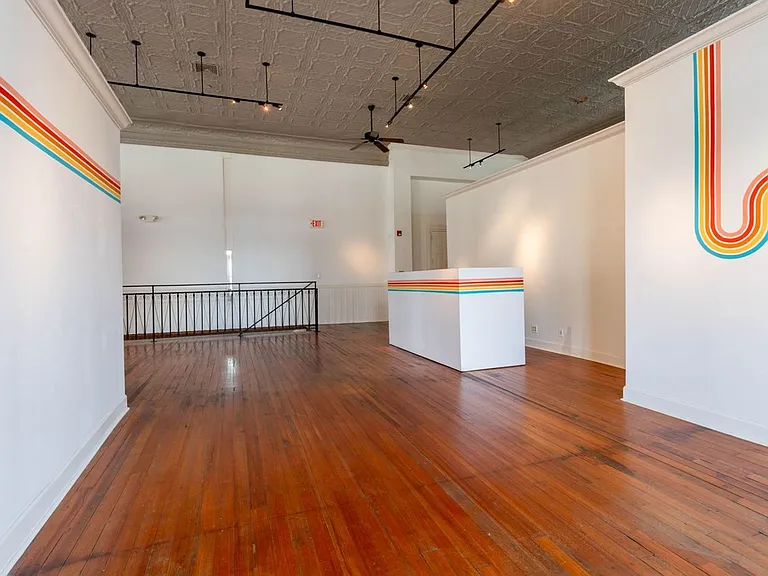 427 Main St — Photo 5