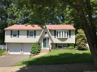 21 Felicia Dr, East Haven, CT 06513