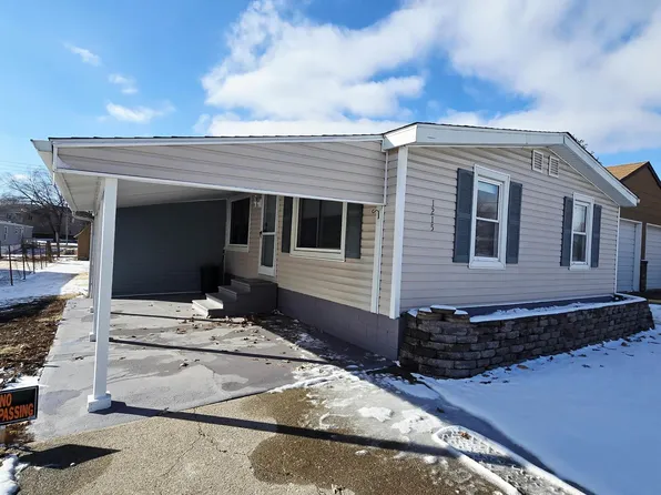 1215 Mabel St, Oskaloosa, IA 52577