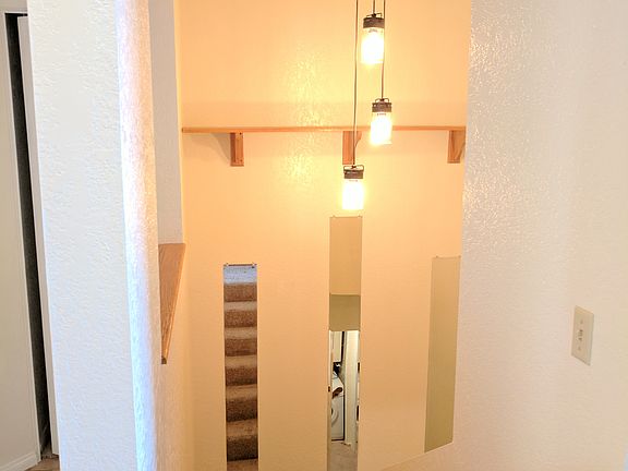 2nd image of 2022 Merrill Ln Unit 8E