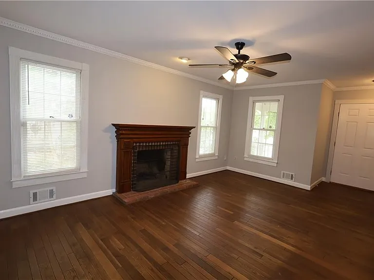 1359 Oakengate Dr — Photo 16