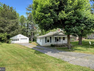6197 William Penn Hwy, Mifflintown, PA, 17059