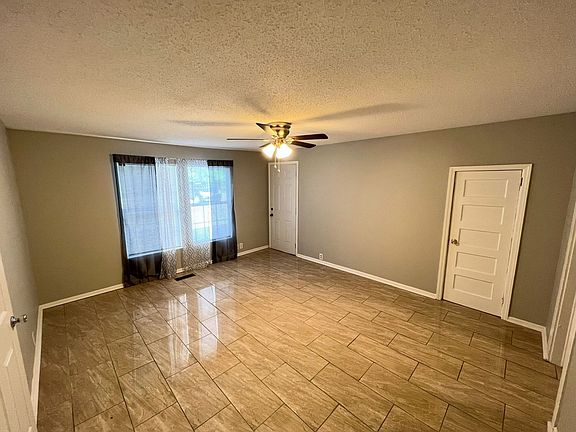 3rd image of 48 Julian St APT B