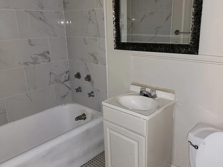 741 McCormick St #741 — Photo 6