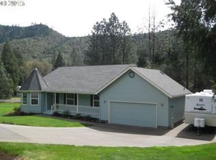 29 Tenney Dr, Rogue River, OR 97537