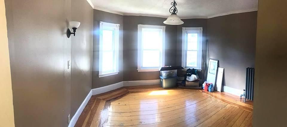 2nd image of 10 Farnum St