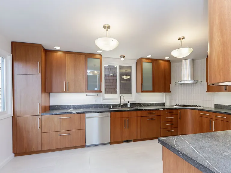 404 Gold Mine Dr — Photo 13