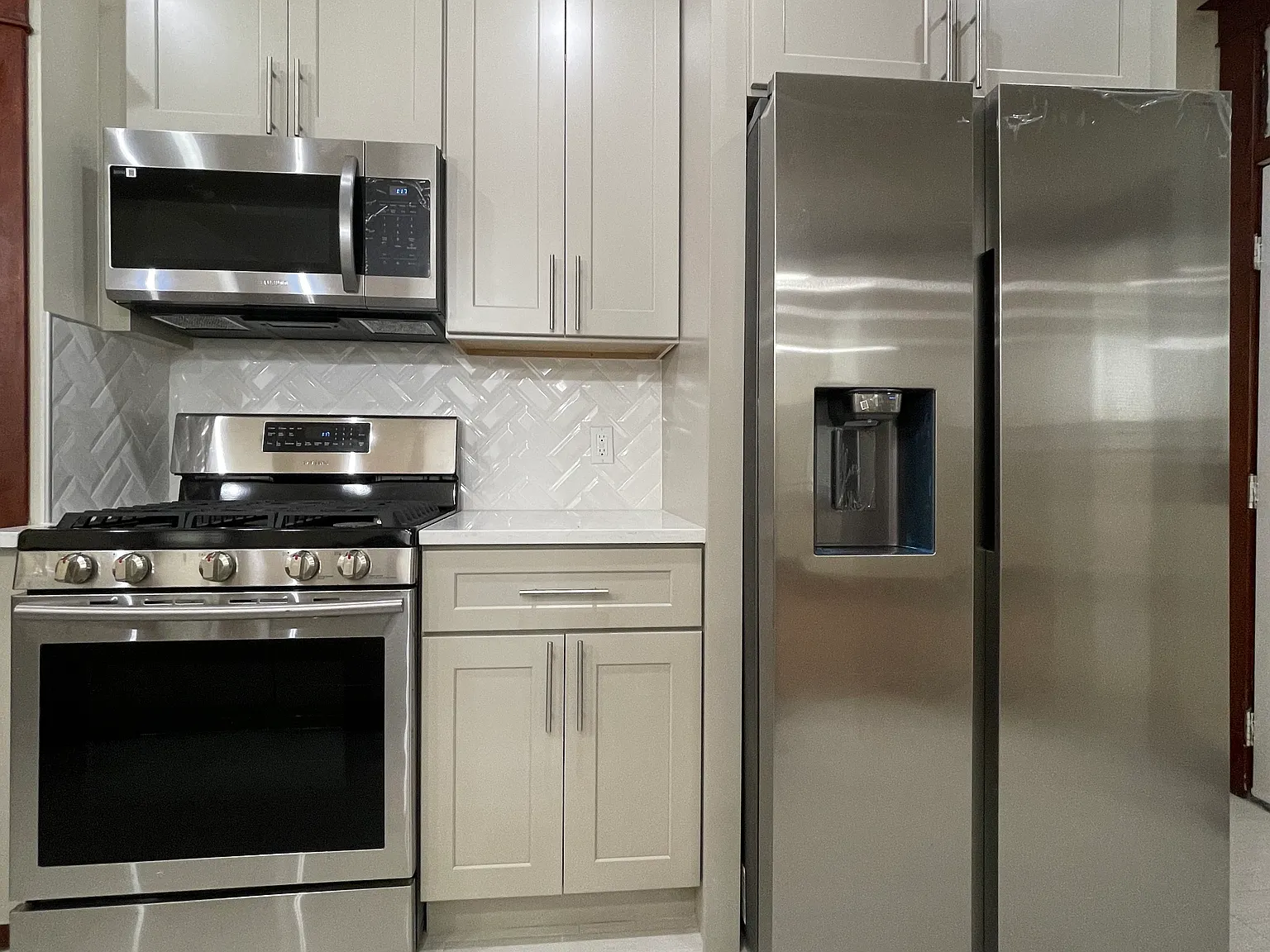 4 bed, 2.5 bath, 1324 sqft, $2,450 — Photo 4