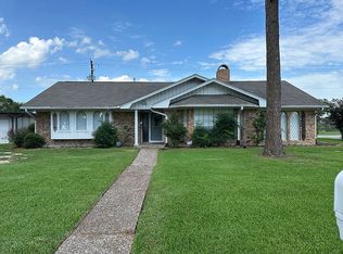 4912 Goose Creek Dr, Baytown, TX 77521