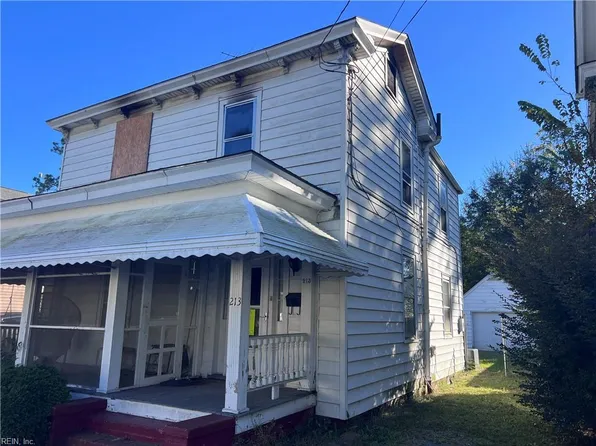 213 Pearl St, Suffolk, VA 23434