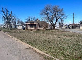 702 W Oak Ave, Enid, OK 73701