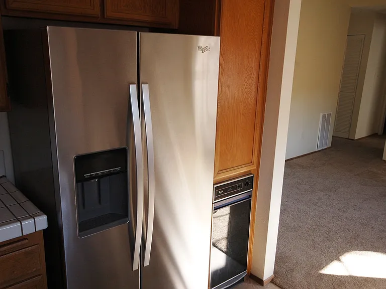 2824 Winthrop Ave — Photo 6