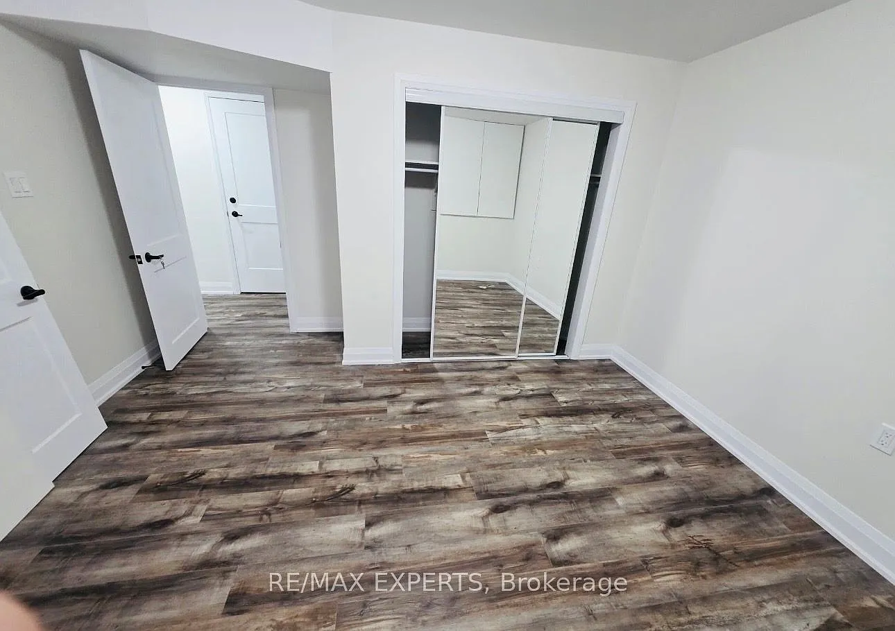 2 bed, $2,300 — Photo 1
