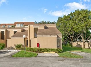 1089 NW 13th St APT 9, Boca Raton, FL 33486