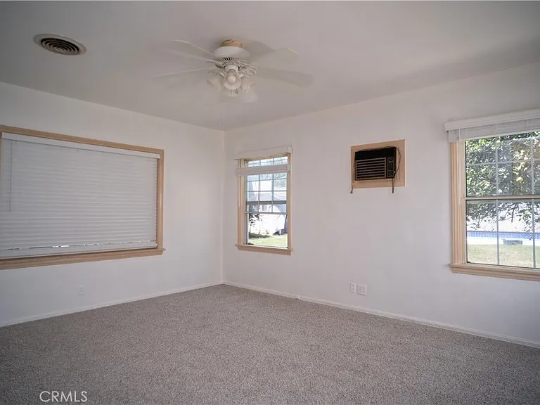 14431 Nordhoff St — Photo 4