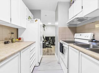 7155 134th St #102, Surrey, BC V3W4T1