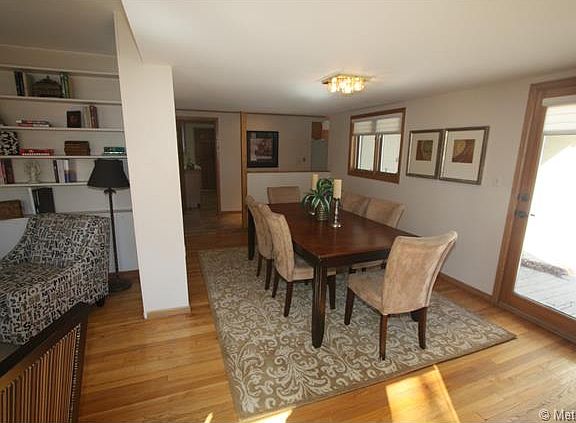 5th image of 1670 Glen Ayr Dr