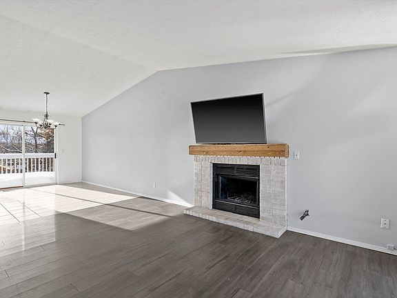 3rd image of 4108 E 24th Ave