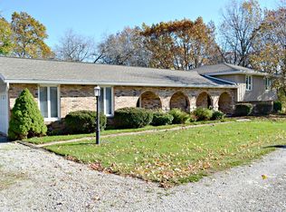 1212 N Briar Ridge Ct, East Peoria, IL