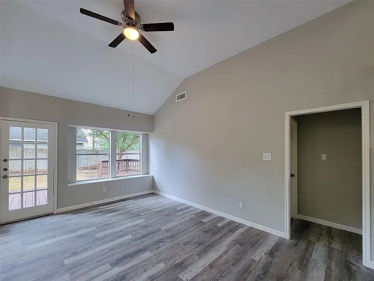 13522 Ryanwood Dr — Photo 14