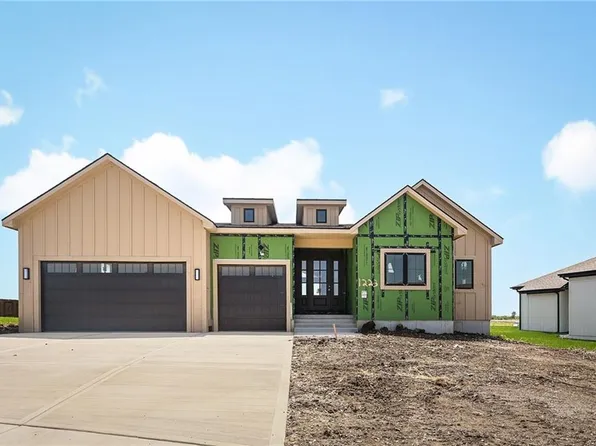 1223 Larkspur Pl, Raymore, MO 64083