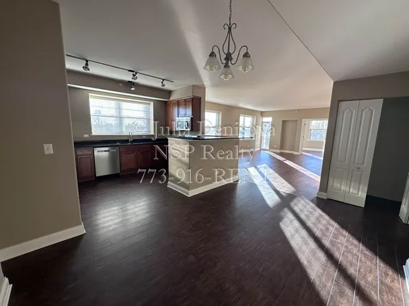 2-420 Itasca Pl #419, Itasca, IL 60143