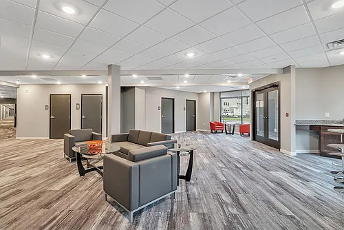 Metro Place Apartments Photo 1