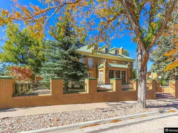 1108 S Wolcott St, Casper, WY 82601