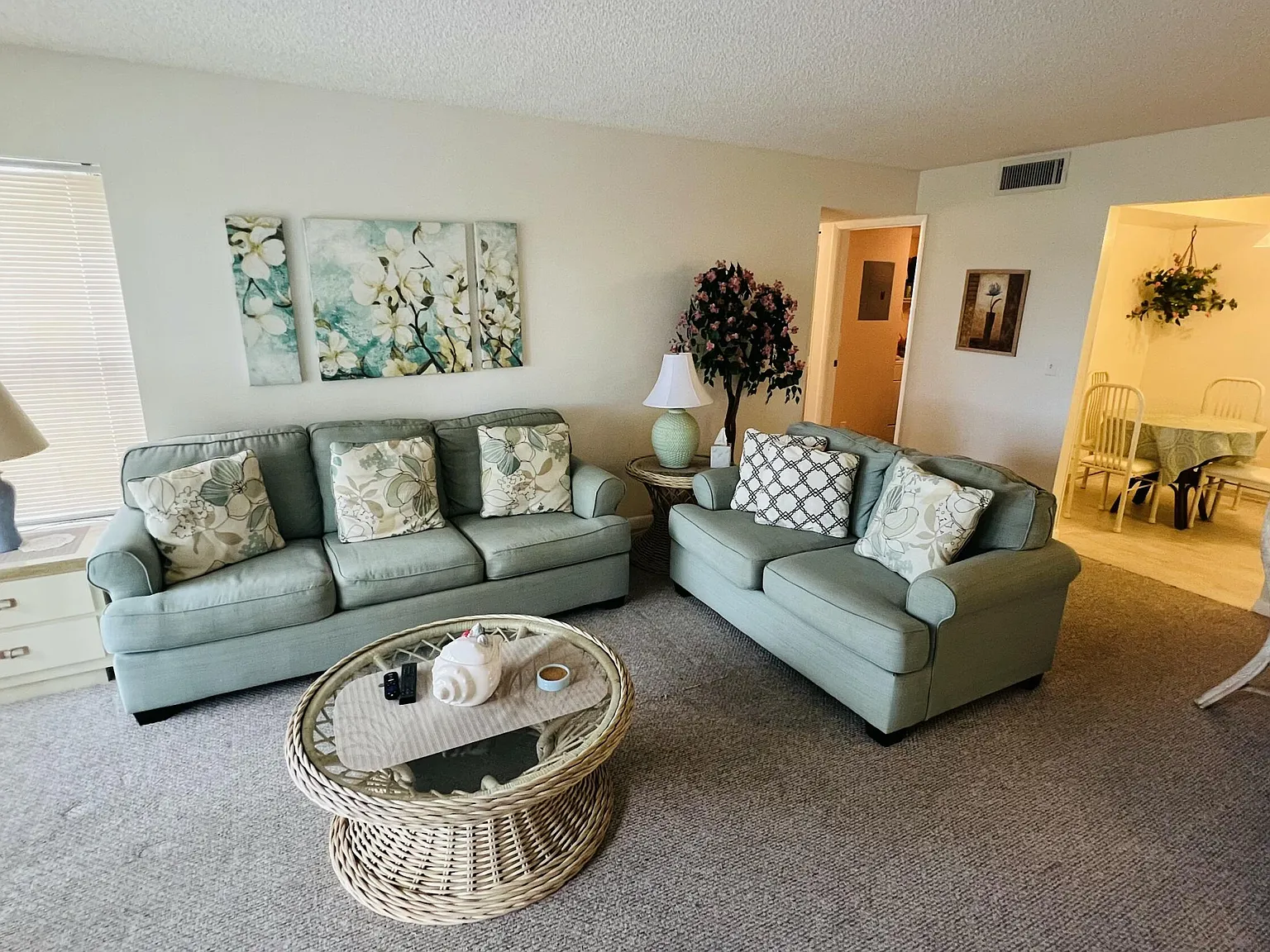 2 bed, 2.0 bath, 1111 sqft, $1,800 — Photo 3