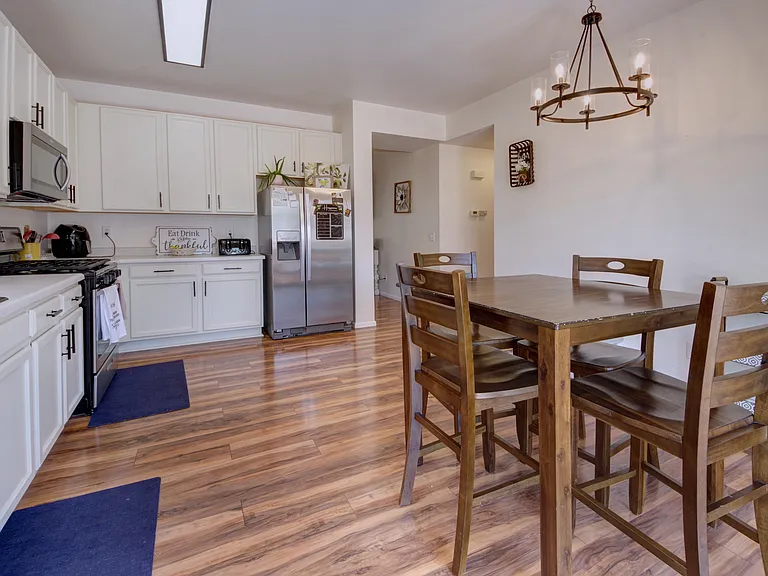 7518 Stephenville Rd — Photo 5