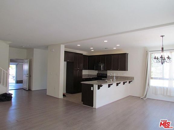 3rd image of 12000 Acadia Ct