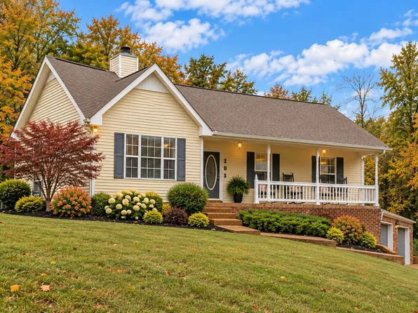 205 Austell Dr, Columbia, TN 38401
