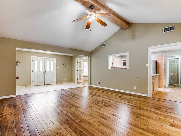 4th image of 17015 Lilly Crest Dr