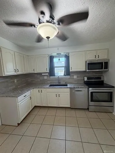 2 bed, 2.0 bath, 1008 sqft, $1,500 — Photo 4